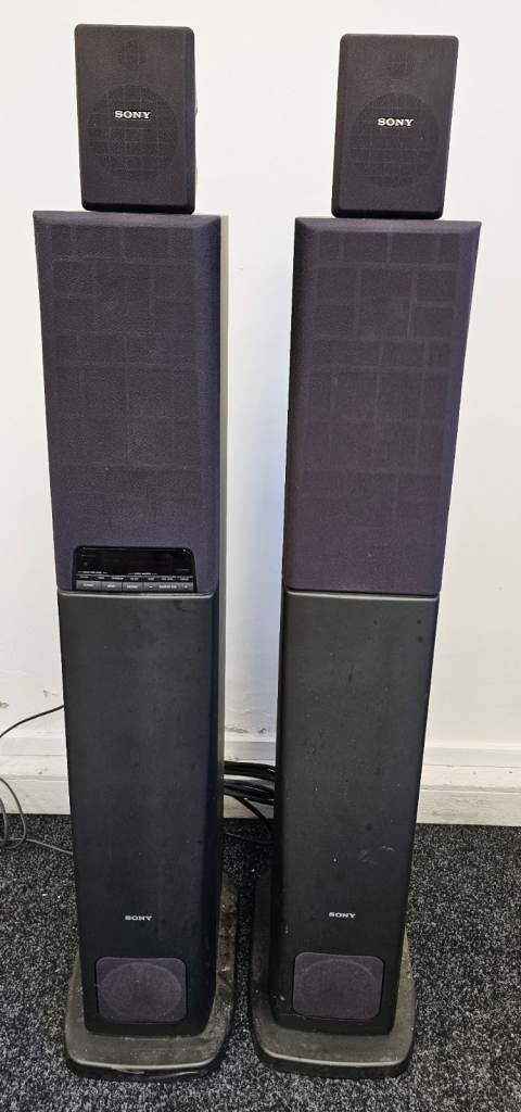 image for Sony SA-VA1 Dolby Surround Speakers. Active / Built in Amp with two SS SR11 back speakers.