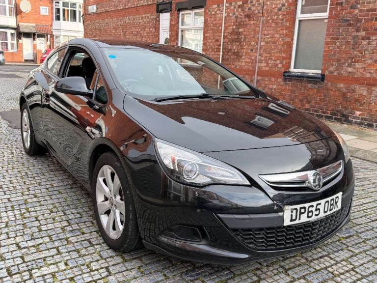 Vauxhall, GTC, Hatchback, 2015, Manual, 1364 (cc), 3 doors