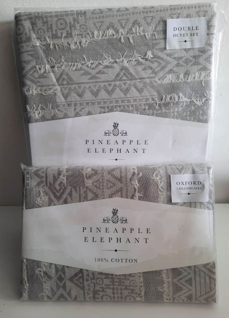 Pineapple Elephant Grey Double Duvet Set with Oxford Pillowcases