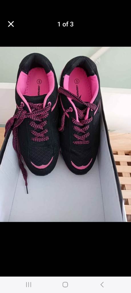 Ladies trainers 
