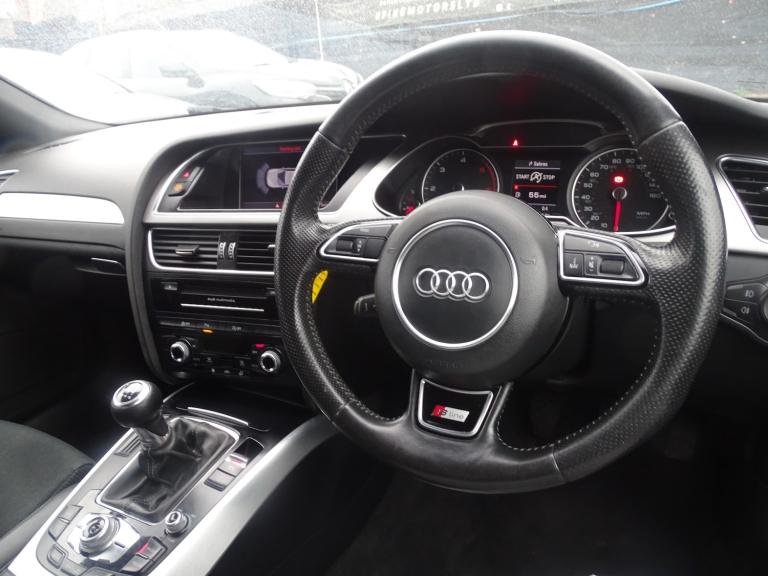 AUDI A4 2.0 TDI S line White Manual Diesel 2014