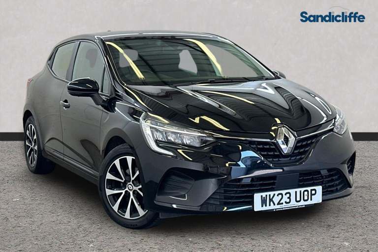 2023 Renault Clio 100130 Hatchback Hybrid Automatic