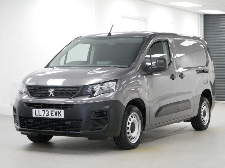 73 PEUGEOT PARTNER 1.5 BLUEHDI 100 BHP 950 LONG PROFESSIONAL PREMIUM + 6 DOOR