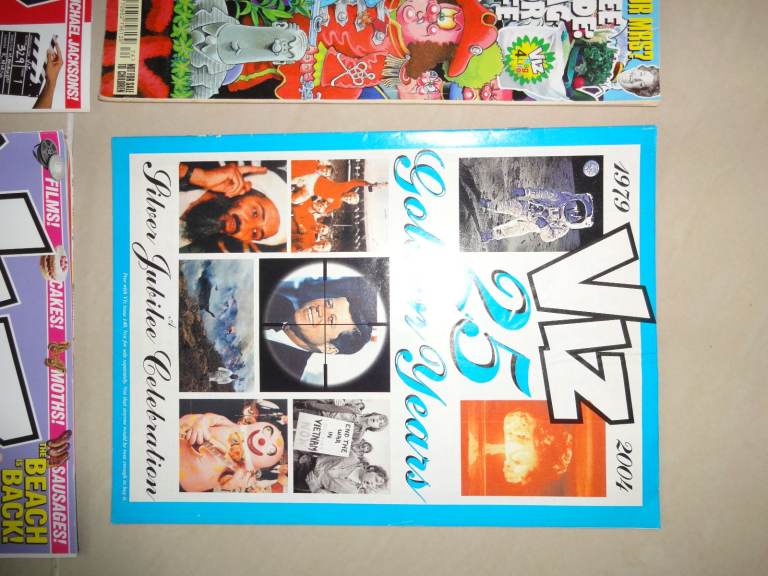 Viz Comic / Comics - job lot of 57 and the 25 year special anniversary edition for collectors