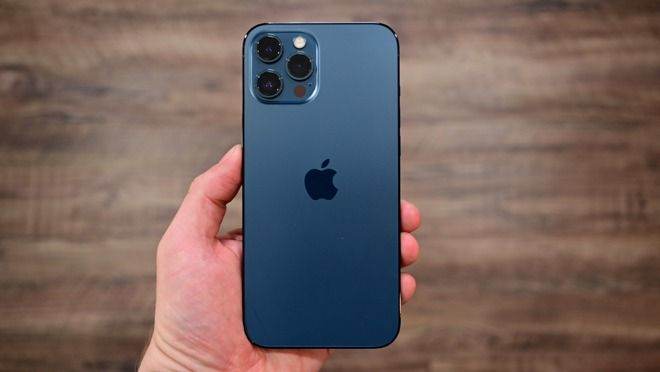 Like New Used Apple Iphone 12 Pro Max Unlocked One Year Warranty  