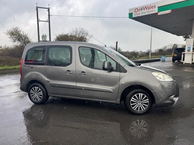 2011 Peugeot Partner HORIZON 1.6 E-HDI TEPEE S AUTOMATIC MPV Diesel Semi Automatic