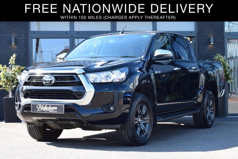  Toyota Hilux 2.4 D-4D Icon Auto 4WD Euro 6 (s/s) 4dr Diesel Automatic