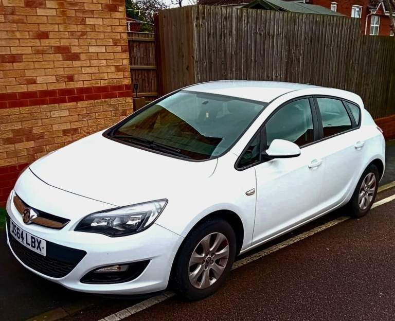 Vauxhall, ASTRA, Hatchback, 2014, Manual, 1598 (cc), 5 doors