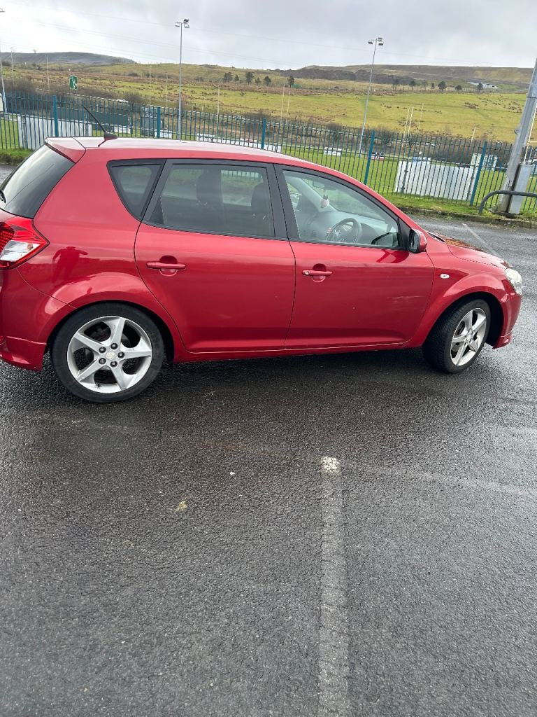 Kia, CEED, Hatchback, 2011, Other, 1582 (cc), 5 doors