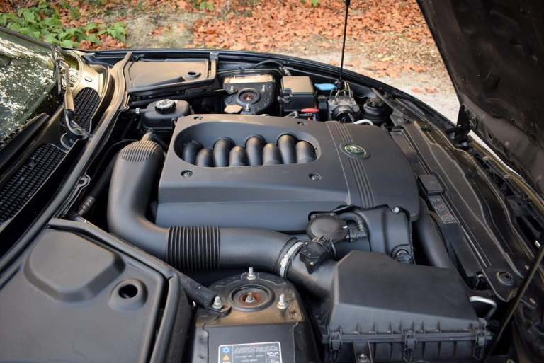 2005 Jaguar XK8 4.2 2dr Auto CONVERTIBLE PETROL Automatic