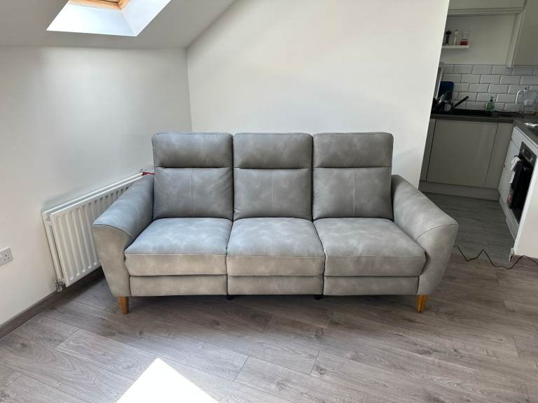 image for 3-seater sofa comprises 