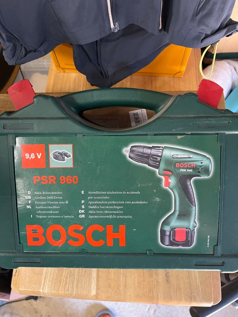 Bosch PSR 960 Cordless Drill Driver – Good Condition