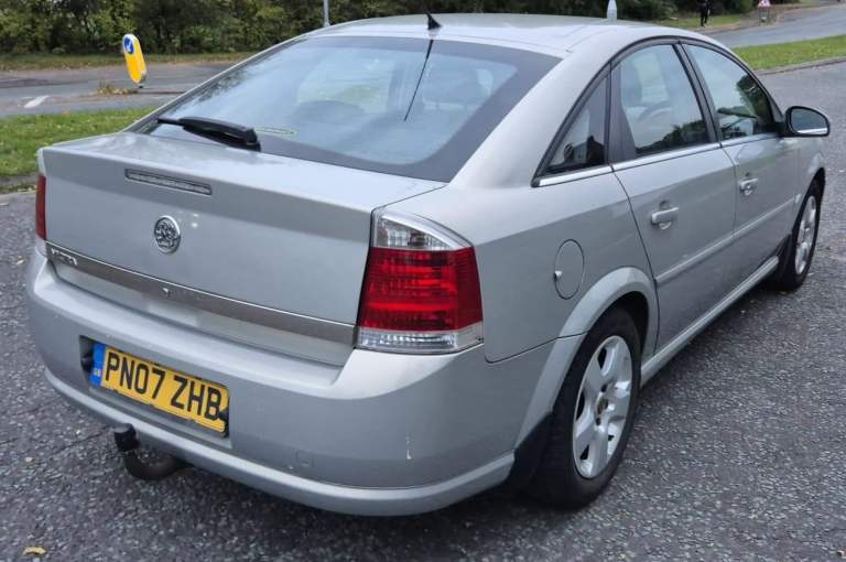 MOT: 21/10/2026. Owned since 2012. Low miles. Well cared for - 2007 Vauxhall Vectra Exclusiv 1.8