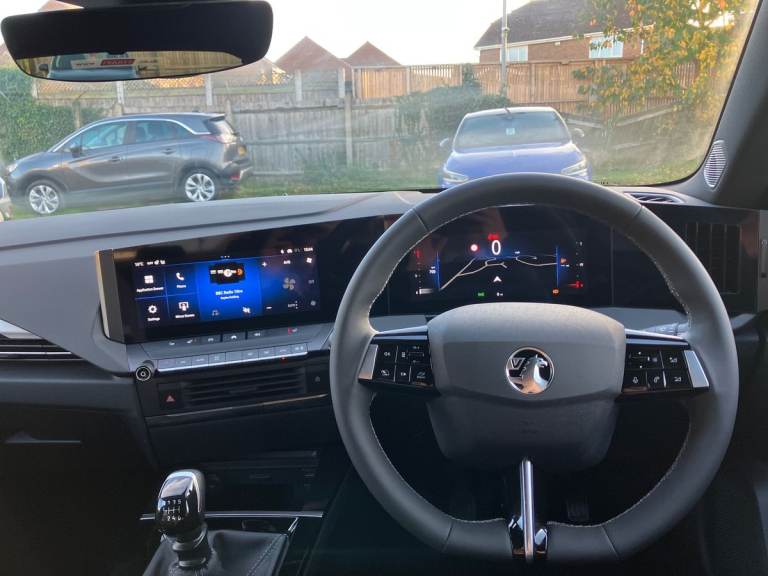 2025 Vauxhall Astra 1.2 Turbo 130 Griffin 5dr Hatchback Manual