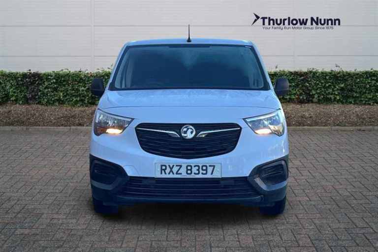 2022 Vauxhall Combo 1.5 Turbo D 2300 Dynamic Panel Van 6dr Diesel Manual L2 H1 Euro 6 (100 ps) Pa...