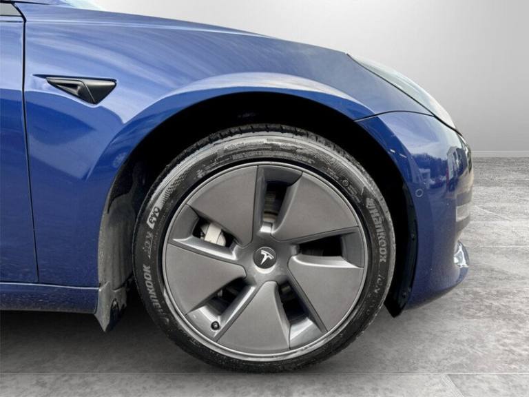 2022 Tesla Model 3 Long Range Saloon Electric Automatic