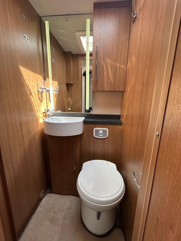 Auto Trail Comanche 4 berth 2013 ***GREAT VALUE***