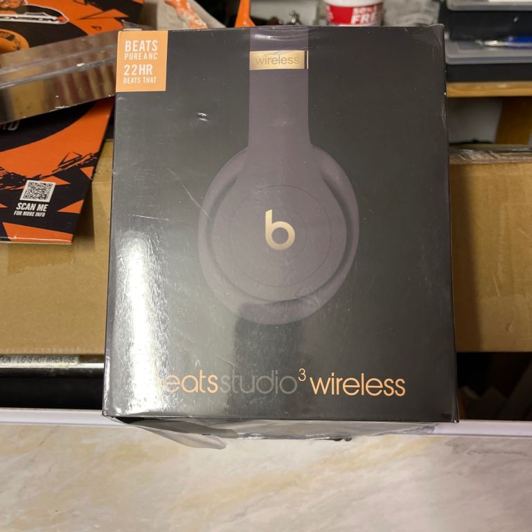 Dr dre style headphones 