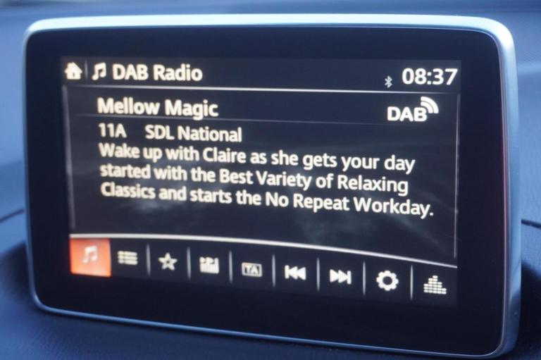 MAZDA MAZDA3 2.0 SKYACTIV-G SE Nav Fastback Euro 5 (s/s) 4dr 2016