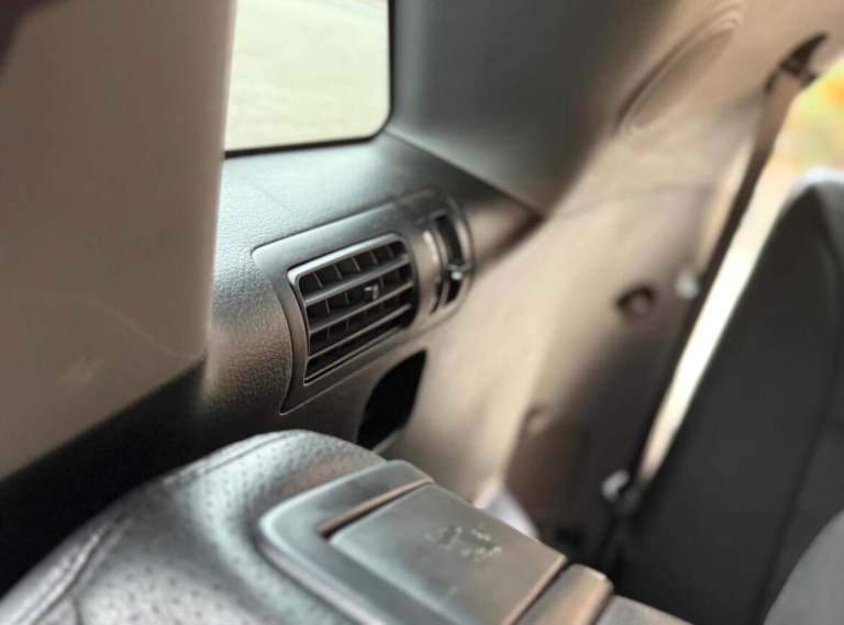 2013 Kia Sorento 2.2 CRDi KX-2 5dr Auto [Sat Nav] ESTATE DIESEL Automatic