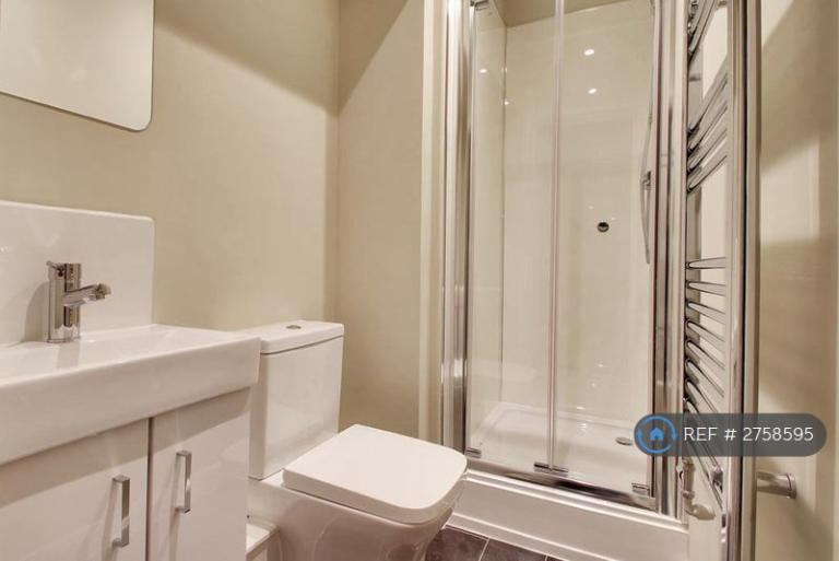 1 bedroom in Union Street, Maidstone, ME14 (#2758595)