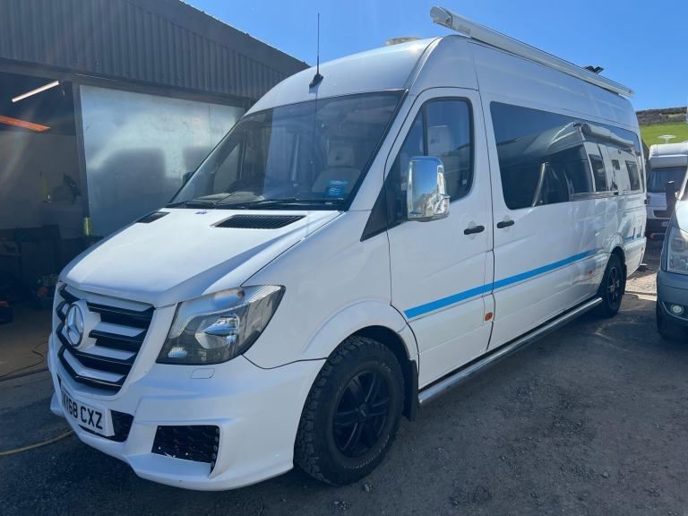 2018 - Mercedes-Benz HR Multi Sport Camper - 82,000 Miles - 3 Berth / 4 Belts 