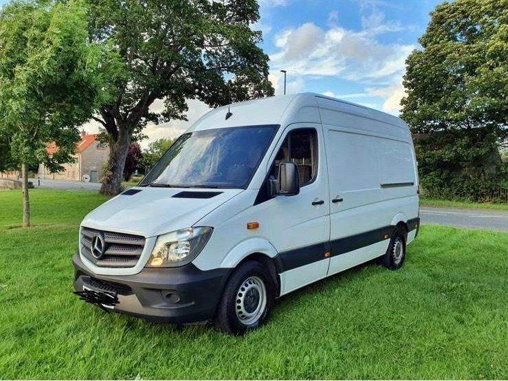 Man and Van Removals - Man With Van, House Moves, Rubbish Removal | Walthamstow | Mugan Removals