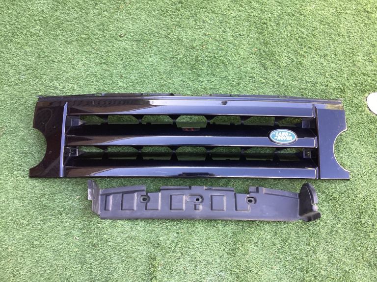 NEW Land Rover Discovery Front Grill