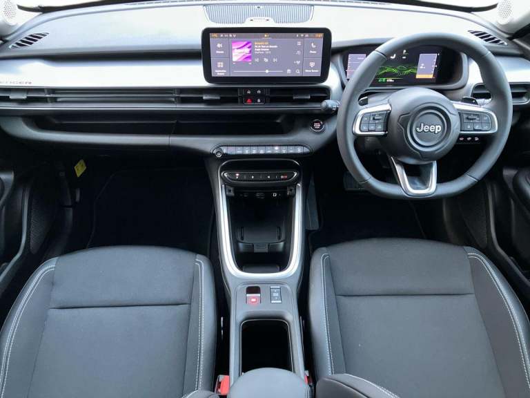 2025 Jeep Avenger 1.2 e-Hybrid Summit 5dr DCT Hatchback PETROL Automatic