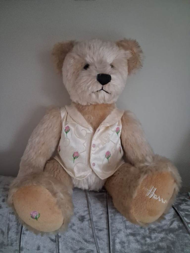 Collectable harrods bear 