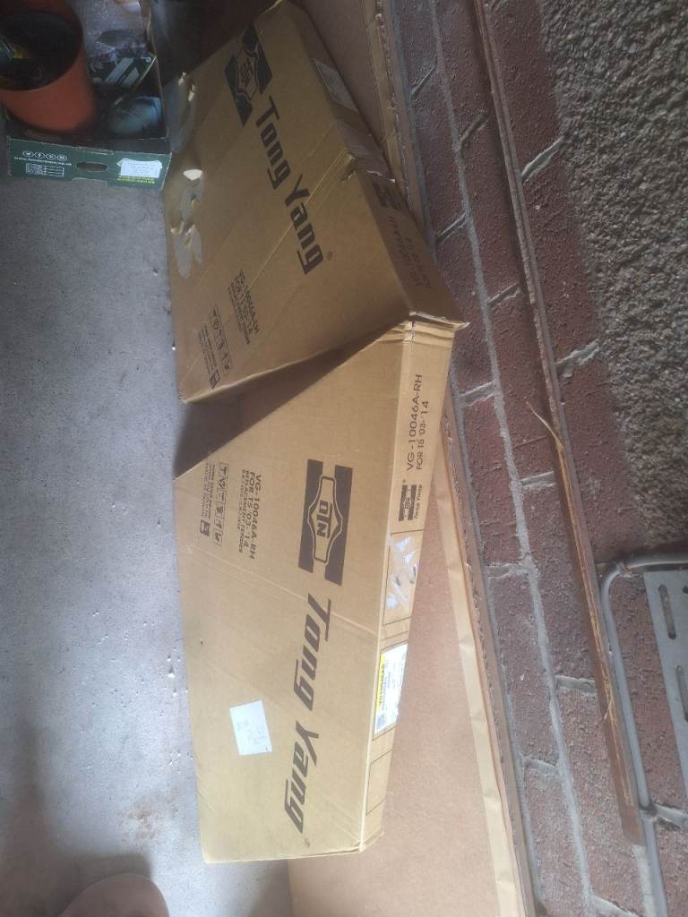 Transporter pair of wings 2003 to 2014