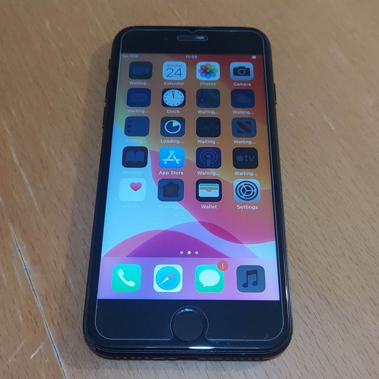 iPhone Clearance Stock. IPhone 11 12 XR XS MINI 13 MINI 13 PRO 12 MINI 6 7 SE2 PLUS 5C