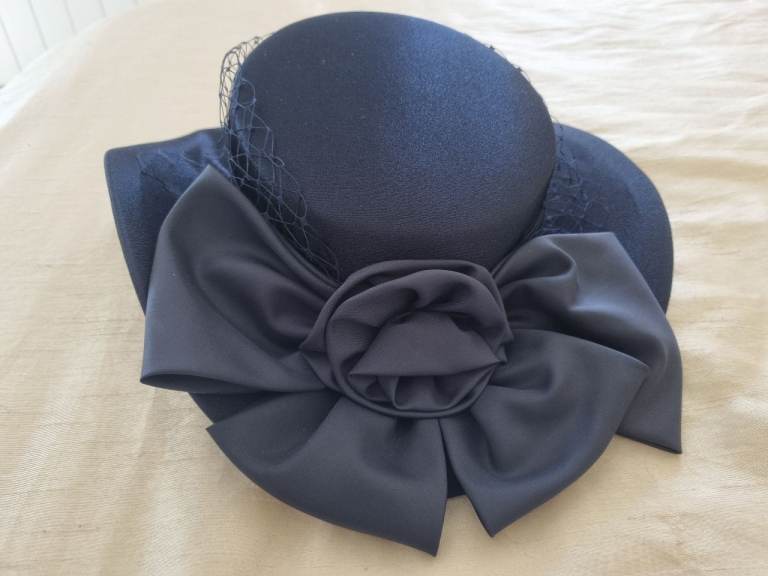 Ladies' formal hat special occasion wedding Mother of the Bride/Groom