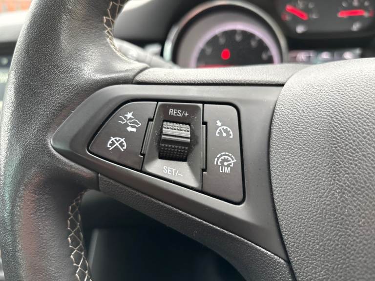 2021 Vauxhall Astra Astra Griffin EDN 1.2 T 5sr Hatchback Petrol Manual