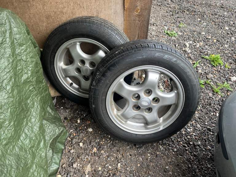 Land Rover Wheels and tyres