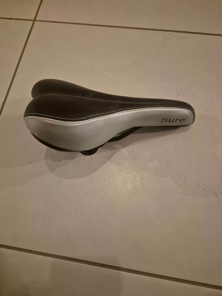 BIKE SADDLE SEAT