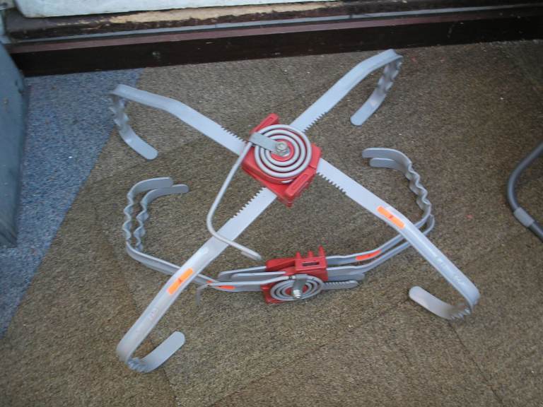 SNOW/MUD GRIPPERS, unused, easy to fit