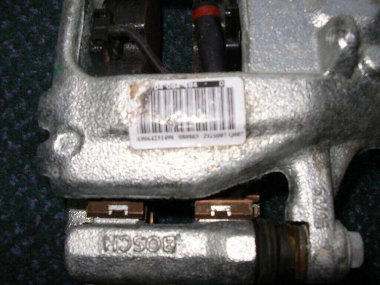 Mercedes Sprinter/VW Crafter Nearside (Left) rear brake caliper complete inc pads. £250 dealer new