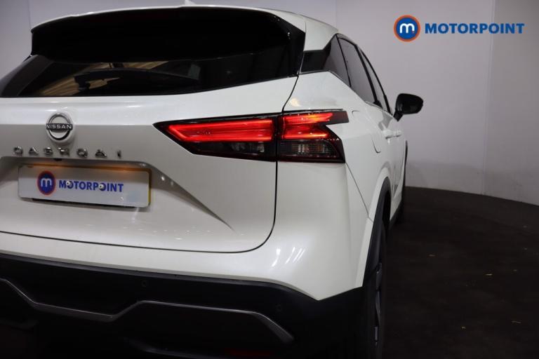 2022 Nissan Qashqai 1.3 DiG-T MH 158 N-Connecta 5dr Xtronic HATCHBACK PETROL Automatic