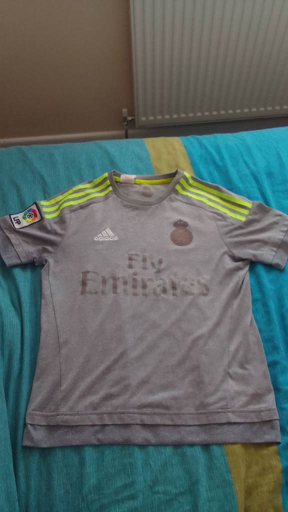 Adidas Real Madrid 15/16 Away Football Shirt