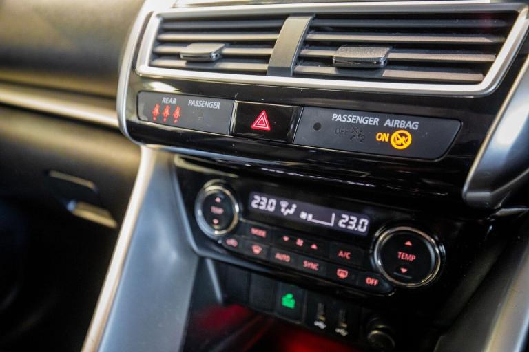 2017 Mitsubishi Eclipse Cross 1.5 4 5dr HATCHBACK PETROL Manual