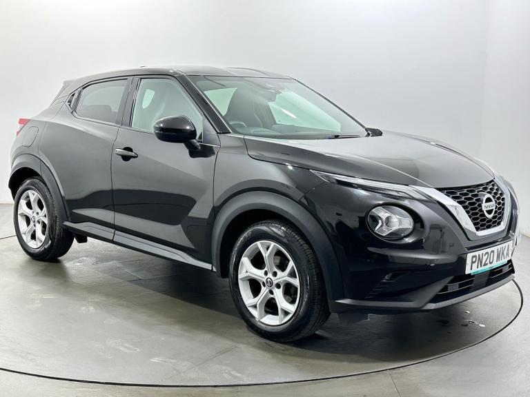 Nissan Juke 1.0 DIG-T N-Connecta Euro 6 (s/s) 5dr Petrol Manual