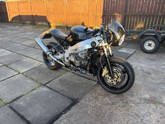 Kawasaki, Ninja ZX 9, 2001, 899 (cc) | in Bathgate, West Lothian