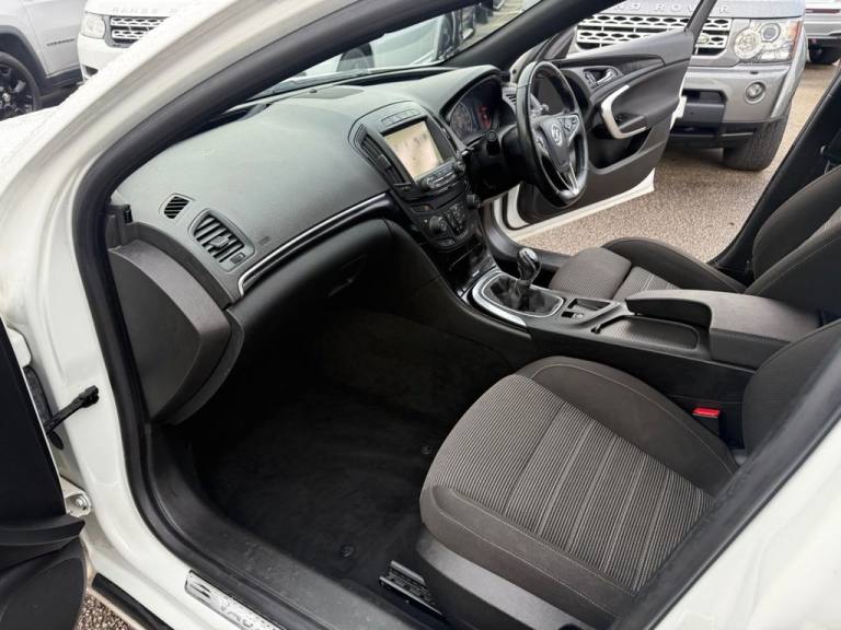 2016 Vauxhall Insignia 2.0 CDTi ecoFLEX SRi VX Line Nav Hatchback 5dr Diesel Manual Euro 6-Factor...