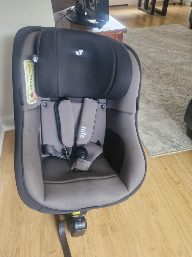 Joie swivel 360 Car Seat
