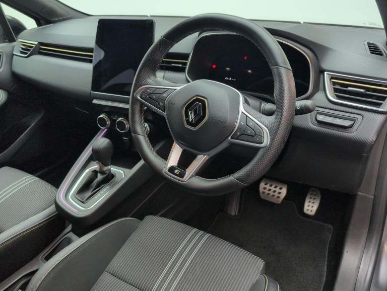 2023 Renault Clio 1.6 E-TECH E-Tech engineered Hatchback 5dr Petrol Hybrid Auto Euro 6 (s/s)  HAT...