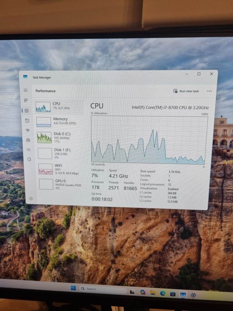 HP Z2 G4 Computer PC Desktop Workstation i7 8700 16GB RAM 256 SSD NVMe