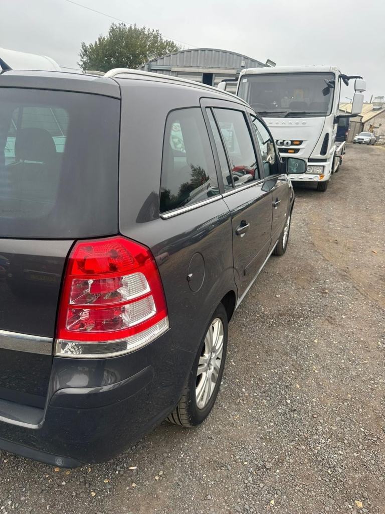 2012 Vauxhall/Opel Zafira 7 seater low miles