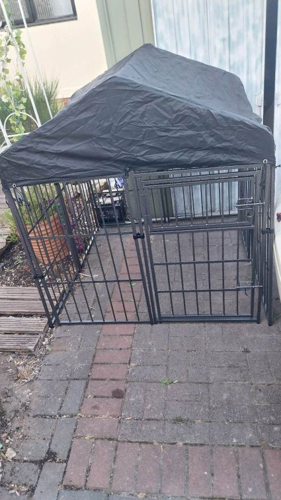 Bingo.paw dog pen brand new