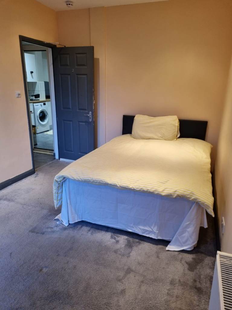 Double Room to Rent – Woodland Road, Thornton Heath, CR7 –  ideal for a single working professional
